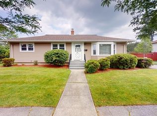 30 Tupelo Rd, Worcester, MA 01606