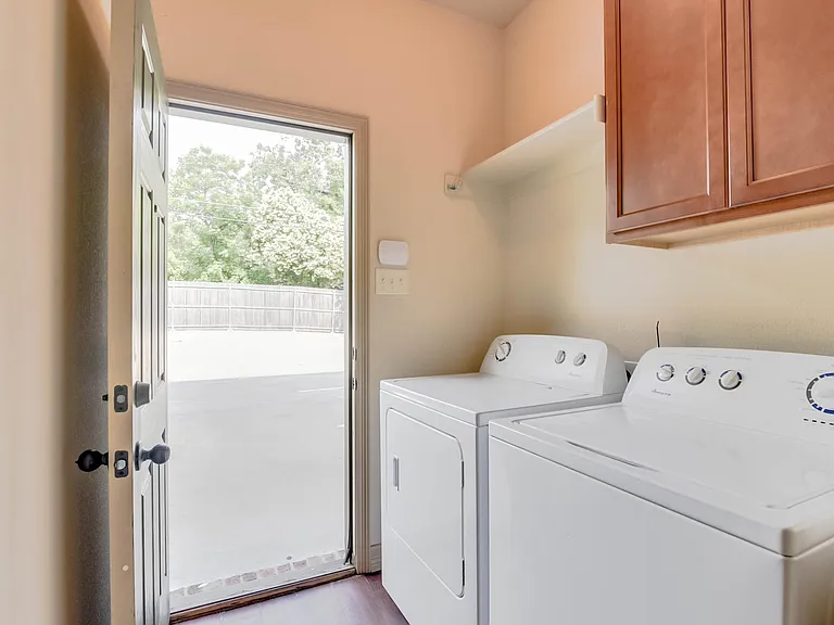 2816 Forest Park Blvd — Photo 16