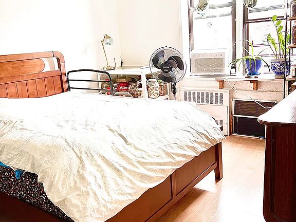 5th image of 8330 Vietor Ave APT 721