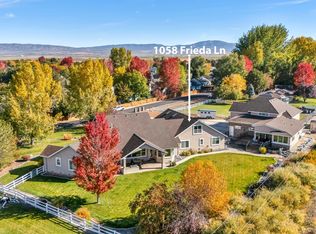 1058 Frieda Ln, Minden, NV 89423