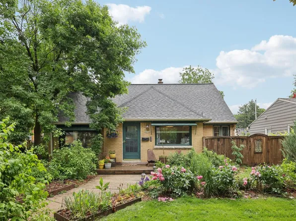 3154 North 82nd STREET, Milwaukee, WI 53222