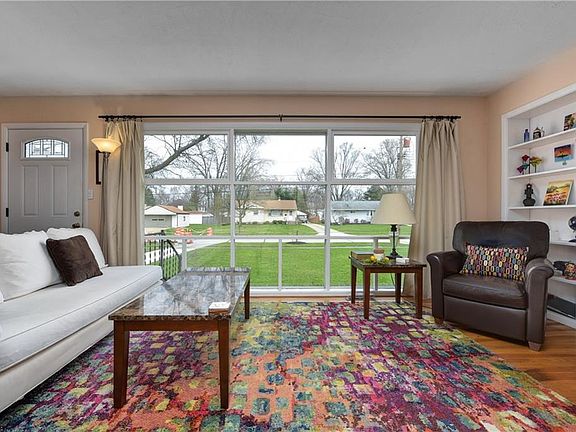4th image of 24435 Maria Ln