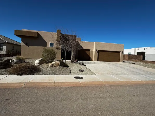 3545 Red Arroyo Dr, Alamogordo, NM 88310