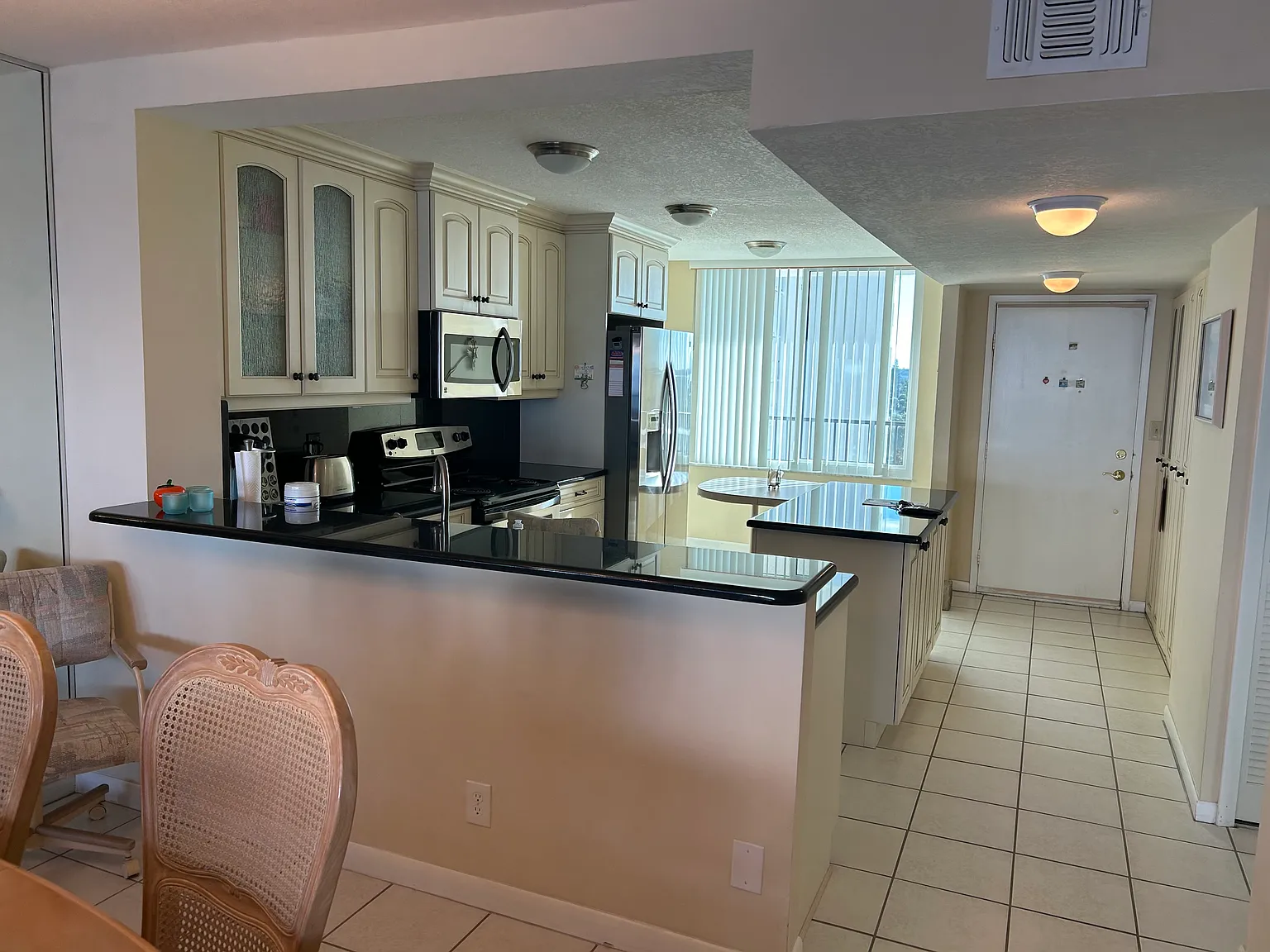 2 bed, 1180 sqft, $3,500 — Photo 4