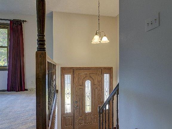 5th image of 4924 N 117th Cir