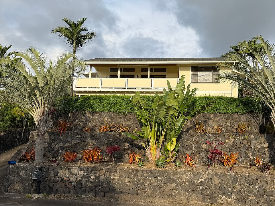 1st image of 77-6423 Pualani St