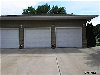 4th image of 960 N Clarmar Ave