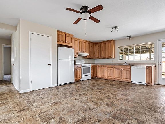 4th image of 7321 Circle Drive