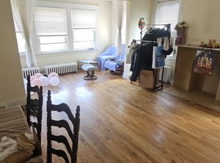 5622 Beacon St, Pittsburgh, PA 15217