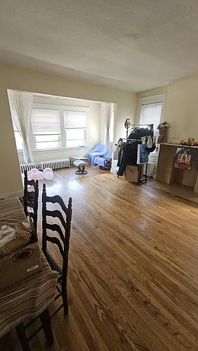 5622 Beacon St Photo 1