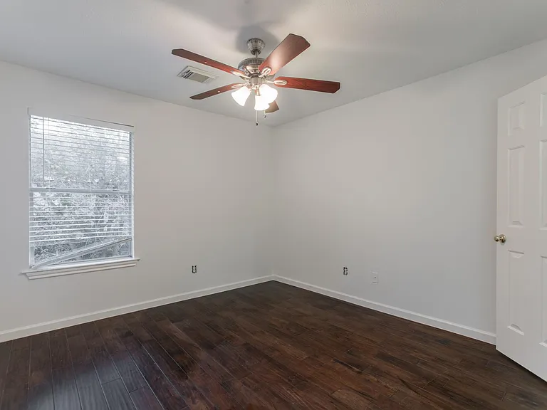 226 Blushwood Pl — Photo 39