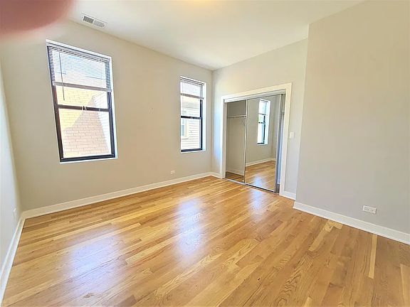 5th image of 3224 N Central Park Ave APT 3
