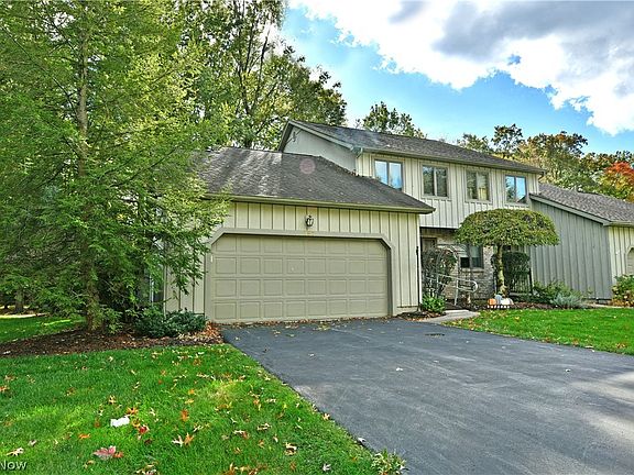2nd image of 160 Turquoise Dr