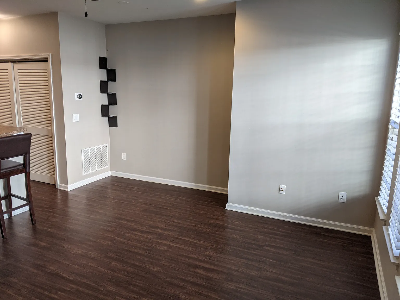 2 bed, 1140 sqft, $3,000 — Photo 3