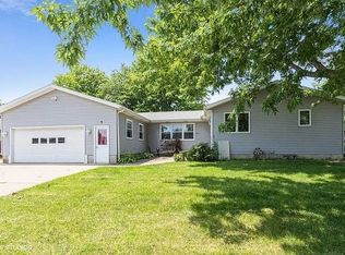 603 S 10th Ave, Washington, IA 52353