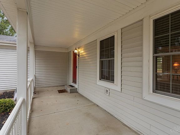 5th image of 6073 Sugartree Ct