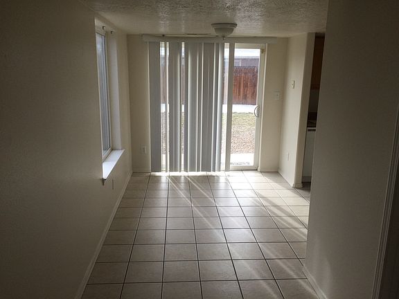 Patio door to yard