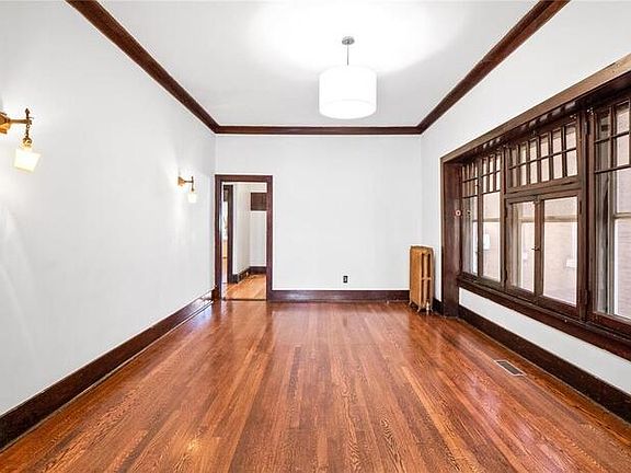 5th image of 3307 Halliday Ave #1