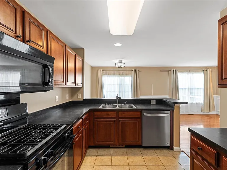 233 Thrush Dr — Photo 13