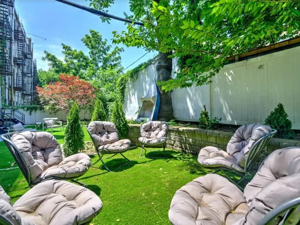 107 Greenpoint Avenue image 18 of 27