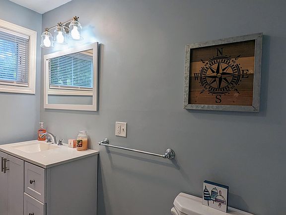 5th image of 52 Crestview Dr