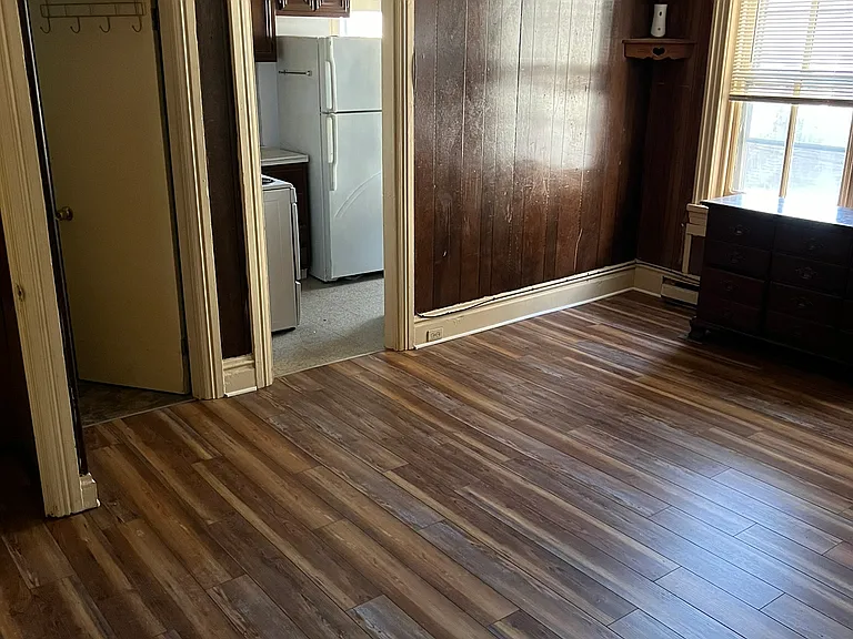 117 Pine St #4 — Photo 2