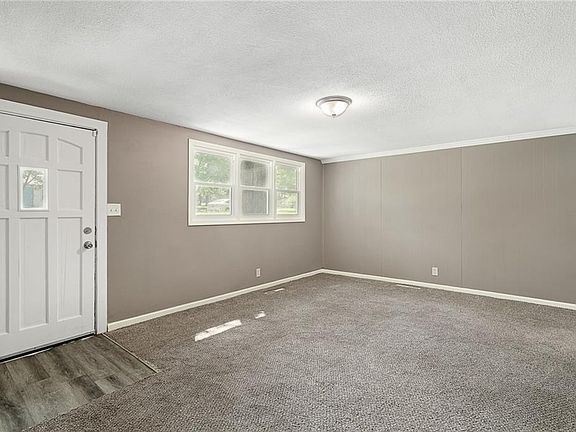 2nd image of 307 NW 63rd Ter
