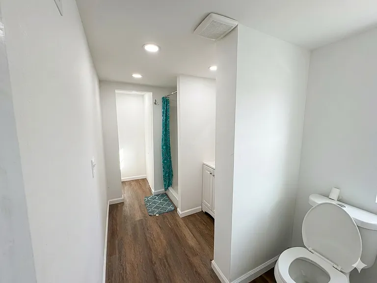 4230 Skyline Dr #B — Photo 4