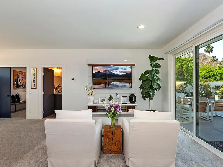 49155 Avenida Fernando — Photo 59