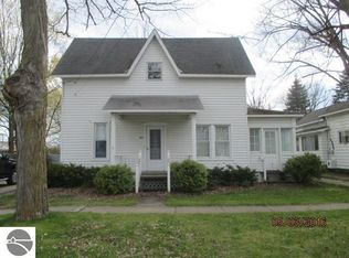 304 E Adams St, Coleman, MI 48618