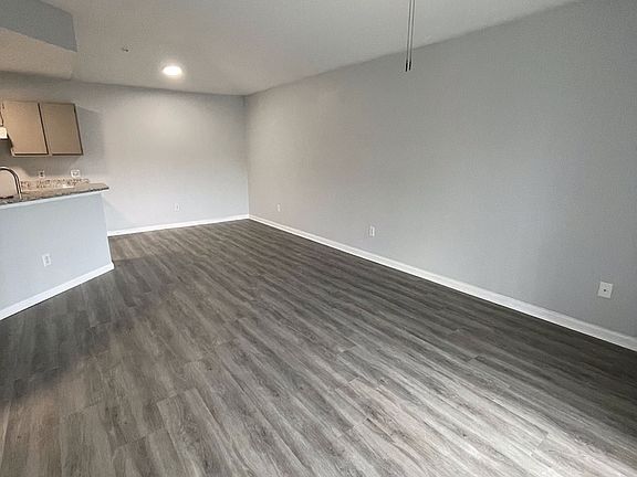 4th image of 6548 Swissco Dr Unit 634