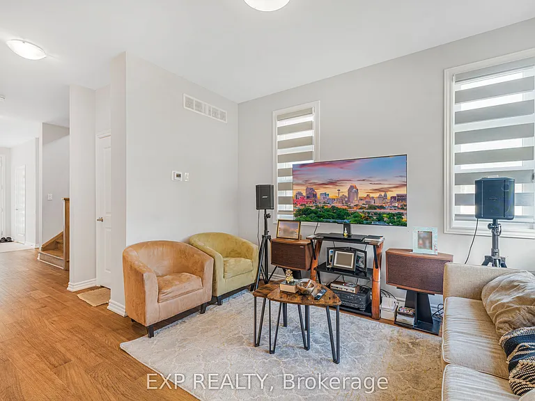 5672 Dorchester Rd #28 — Photo 10