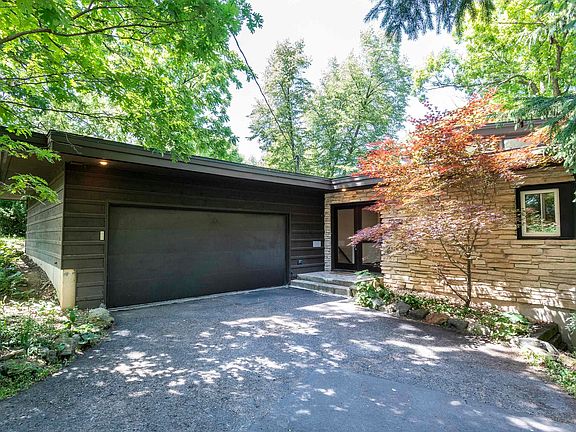 4th image of 6002 Hammersley Rd