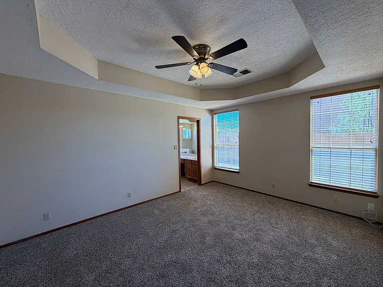 7281 Spruce Mountain Loop NE — Photo 23