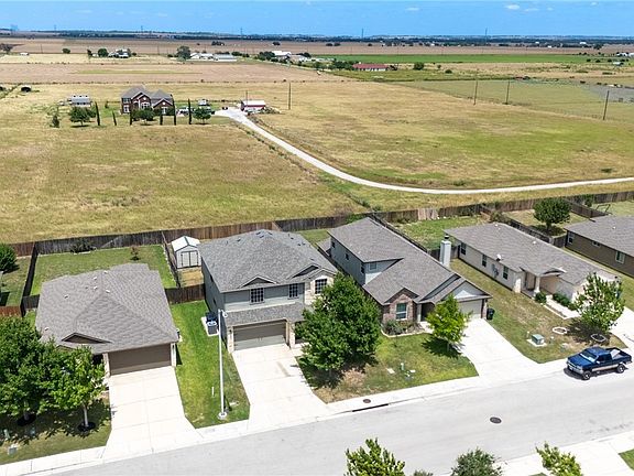 4th image of 2249 Lighthouse Dr