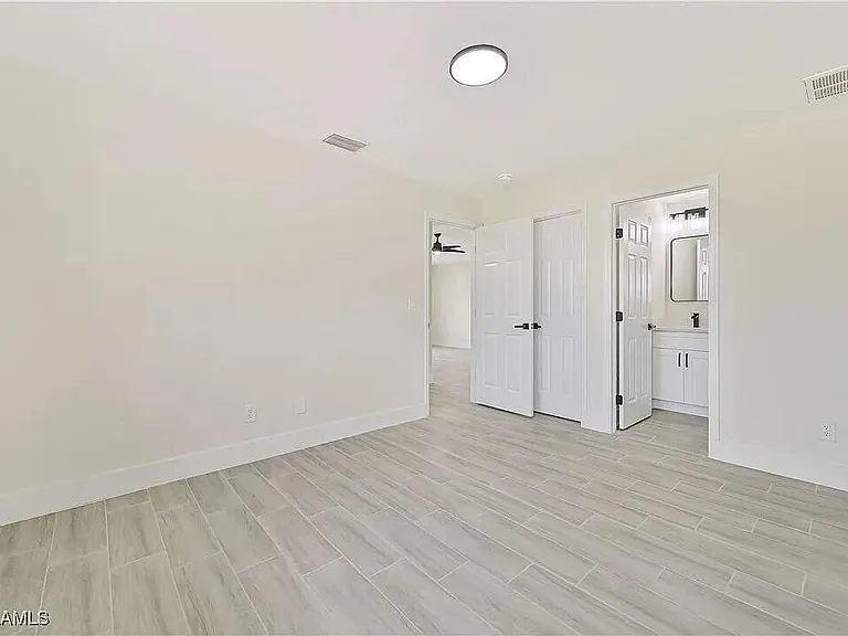 4733 28th St SW — Photo 6