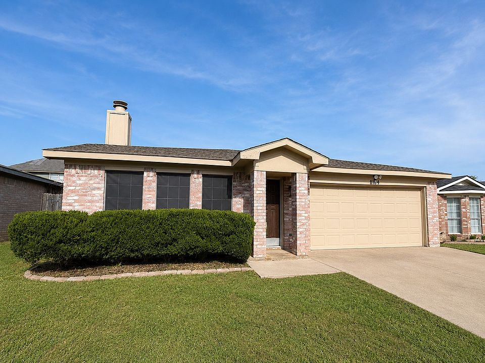 1st image of 8104 Iris Cir