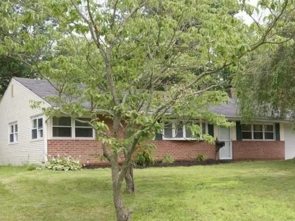 (undisclosed Address), Kendall Park, NJ 08824