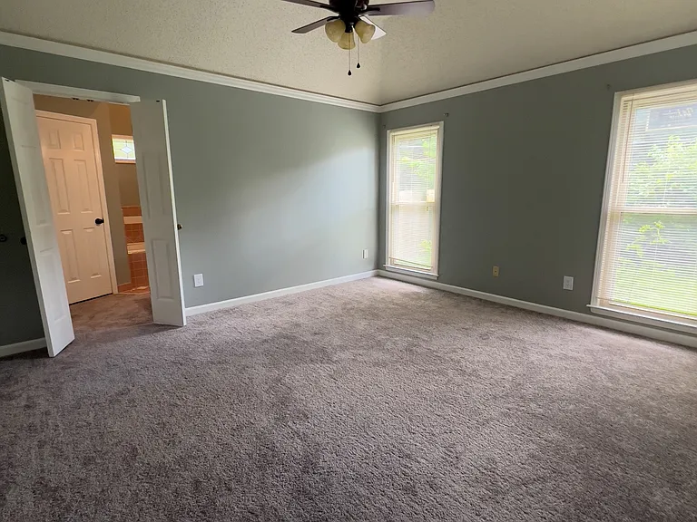 6495 Saddleback Cir — Photo 12