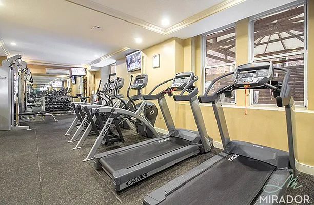 Rented by Mirador Real Estate | media 21