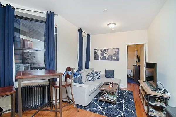 Rented by Living New York | media 16