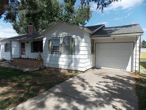 2nd image of 104 25th Ave