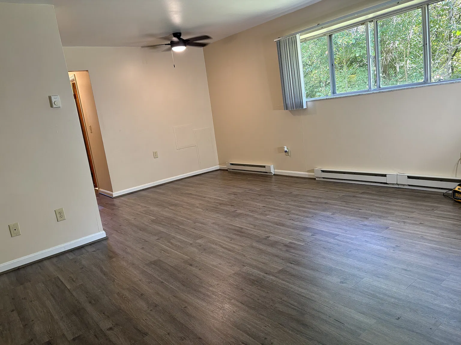 1 bed, 550 sqft, $875 — Photo 4
