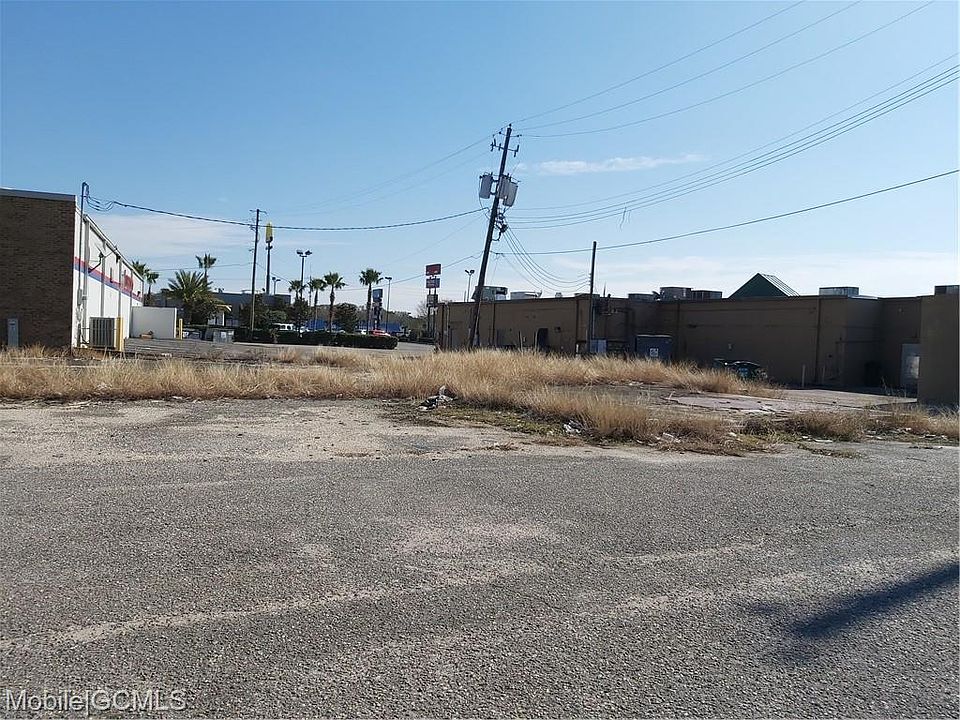 2nd image of 5577 Old Pascagoula Rd