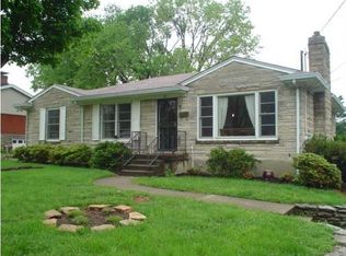 25 Chamberry Cir, Louisville, KY 40207