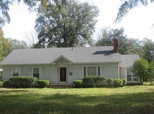 640 Cedar St, Greenville, MS 38701