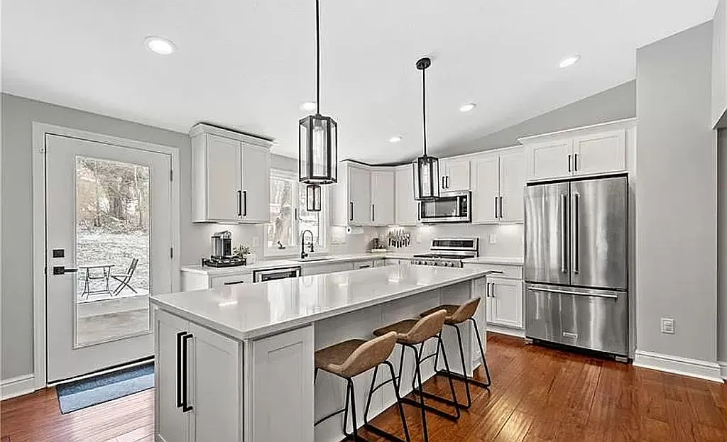 220 Brookside Blvd photo 1