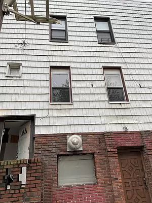 1st image of 105 Bay 50 St #6