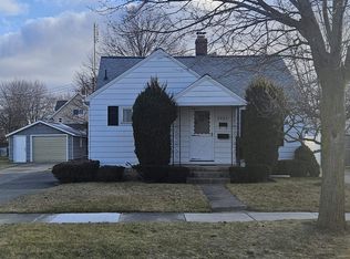 2005 S Jefferson St, Bay City, MI 48708