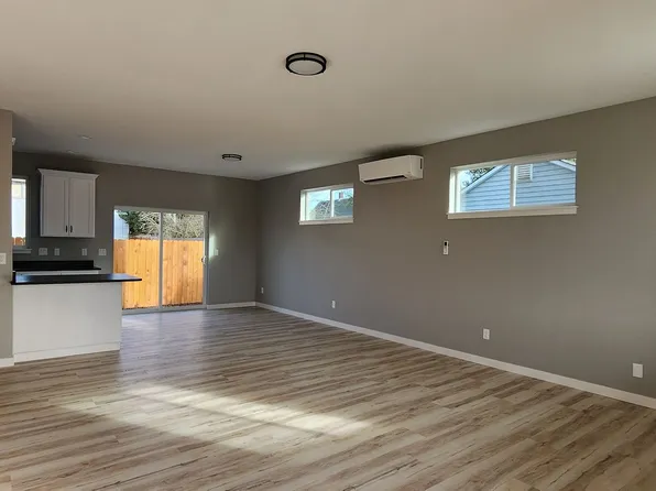 Madison Duplex - Brand New Construction in Albany, 121 NE Madison St #121, Albany, OR 97321